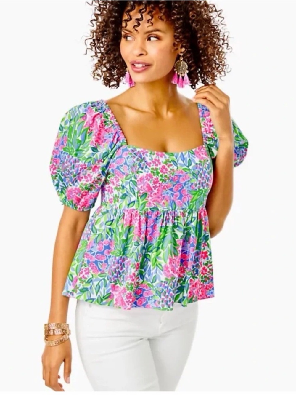 Lilly Pulitzer Kay A cherry on Top Print
Puff sleeve Top size 8